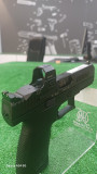 Pištolj P-10 C OR