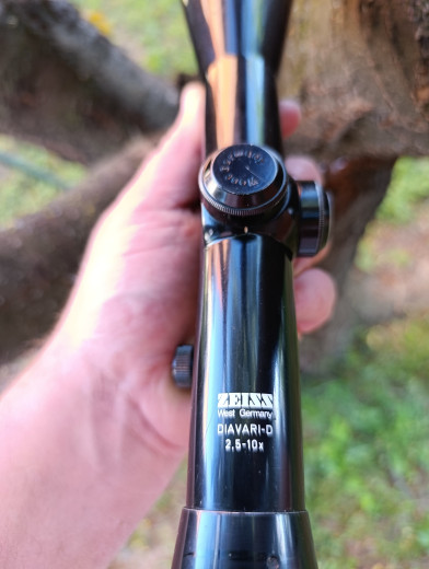 Zeiss 2.5-10x50