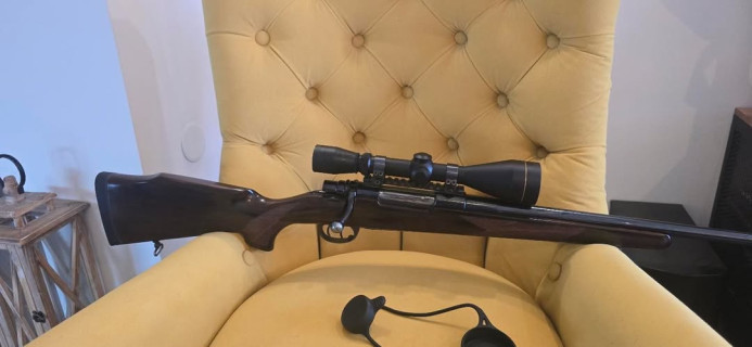 Lovacki karabin sa optikom