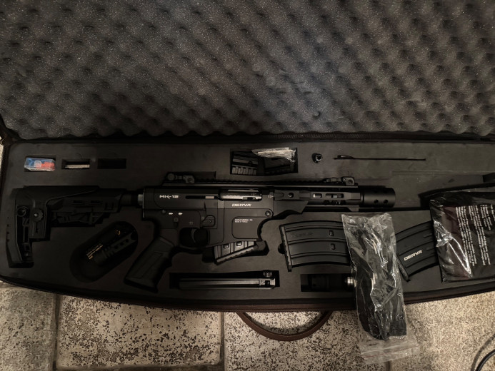 Poluautomatska sačmarica Derya MK 12