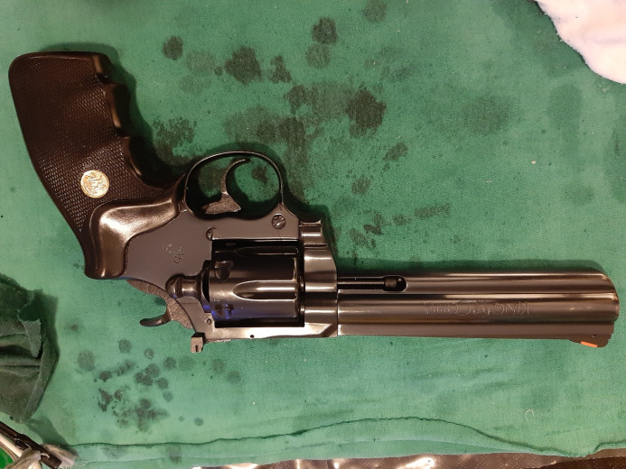 Colt King Cobra blued 6 in