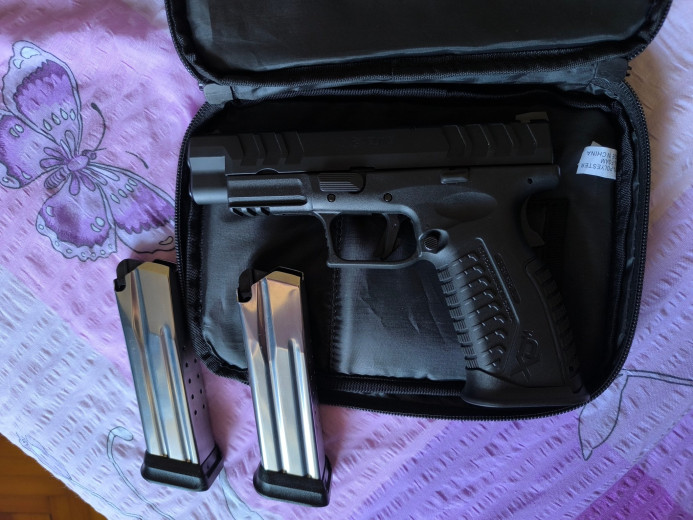HS XDM 10 MM AUTO