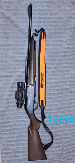 .  Poluautomatski lovački karabin "WINCHESTER"Tačan model: Winchester SXR Vulkan [1, 2]Kalibar: .30-06 Springfield [1, 2]Tvornički broj (fab. broj): 31A1NORegistarski broj (reg. broj): 51120