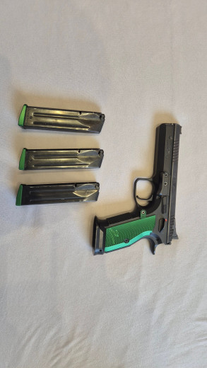 CZ TS 2 Racing Green (9x19mm) – Vrhunski takmičarski pištolj, polovan sa 3 okvira