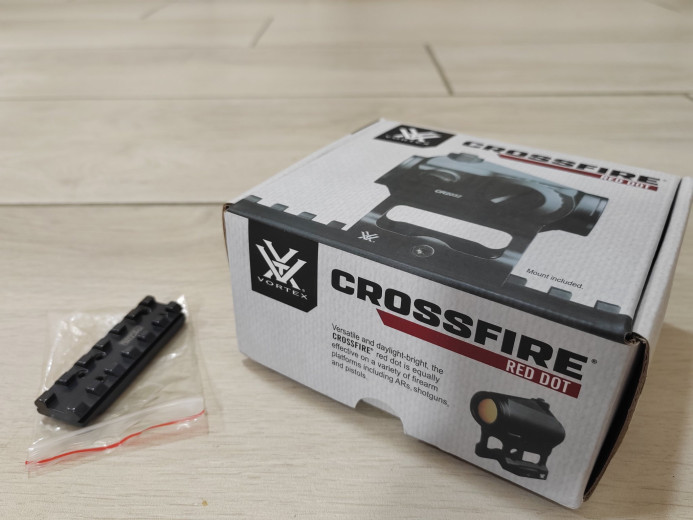 Vortex Crossfire red dot crvena tačka NOVO