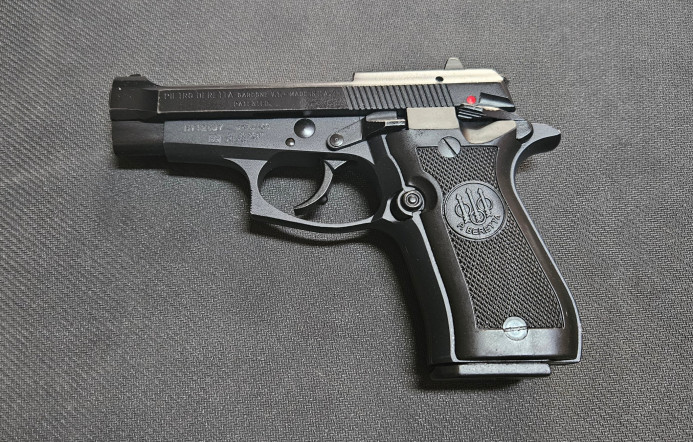 Pištolj Beretta M-84 FS cal.9 mm Short