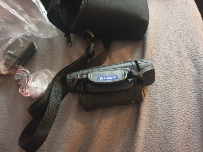 Termalni monokular Pulsar Axion 2 XQ35