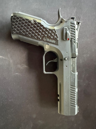 Dva KMR Spectra L-02 9×19 mm – praktično nova