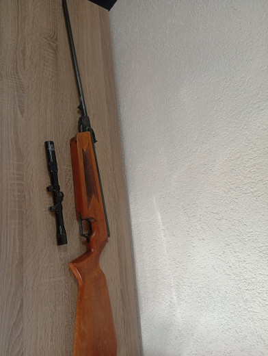 Slavia 631 model 77 lux