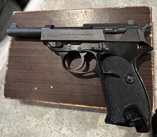 Walther p 38 C kategorija