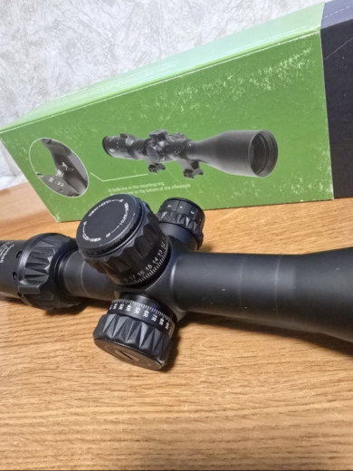 Optika Meopta 6 FFP 4,5-27x50 BDC RD