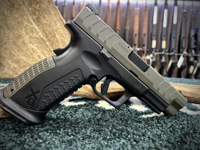 PISTOLJ SPRINGFILED HS 10 mm