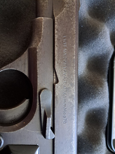 Crvena zastava M70