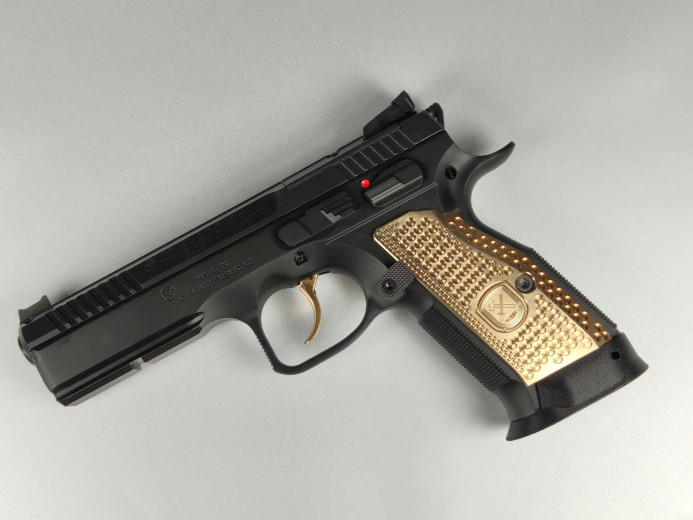 Cz Shadow Magwell