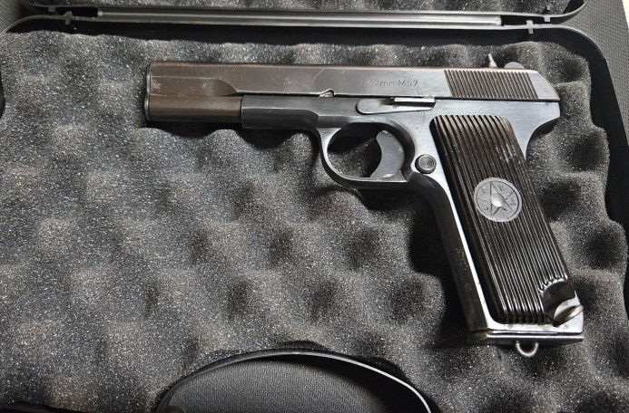Pištolj Crvena Zastava M-57 7,62 mm