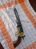 Pietta 1851 44.CAL  sa opremom crni barut C kategorija