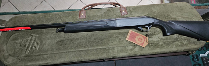 Lovačka puška Ata Arms Neo Synthetic Black 12/76