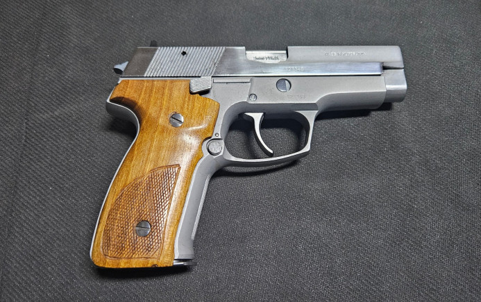 Pištolj Crvena Zastava M99 9x19 mm Hrom