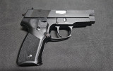 Pištolj Crvena Zastava M-99 9x19 mm