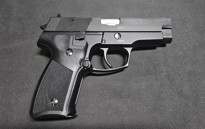 Pištolj Crvena Zastava M-99 9x19 mm