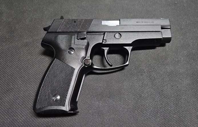 Pištolj Crvena Zastava M-99 9x19 mm