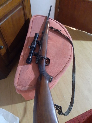 Lovacki karabin sa optikom 8x57