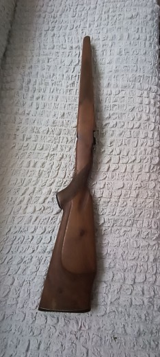 Kundak za zastavin karabin u kalibru 223